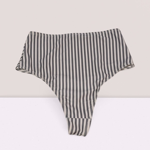 High-waisted Striped Retro Swim Bottoms - Picture 2 of 7